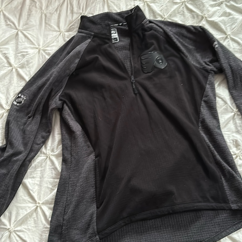 Flyers Quarterzip